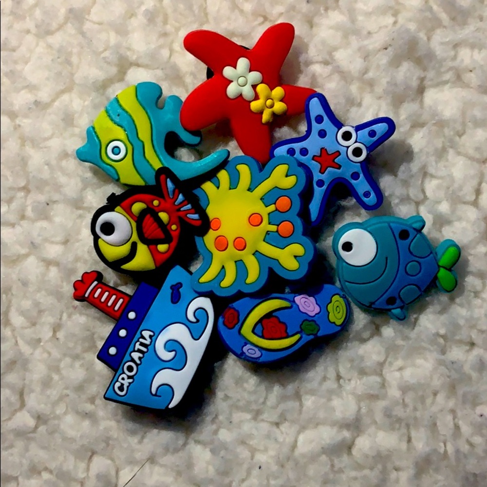 Croc charms pack of 8